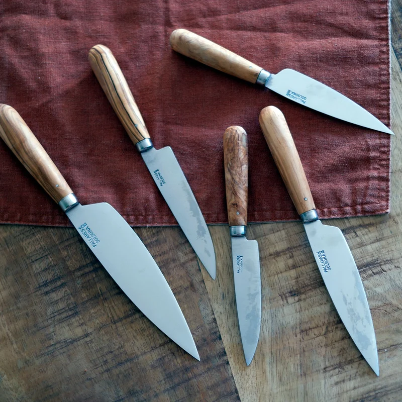 Cuchillos de cocina con mango redondo de olivo Pallarès
