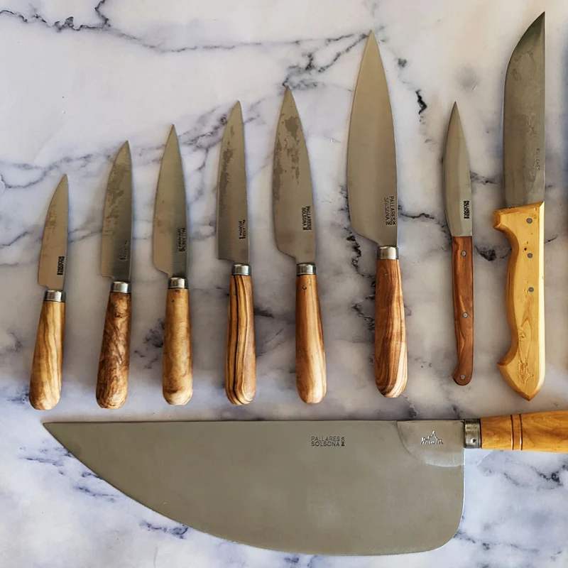 Cuchillos de cocina con mango redondo de olivo Pallarès