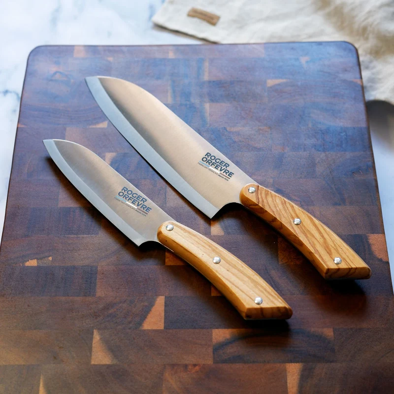 Cuchillo santoku con mango de madera de olivo Roger Orfevre