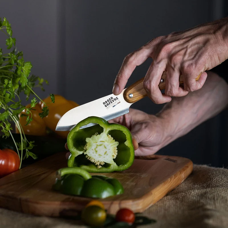 Cuchillo santoku con mango de madera de olivo Roger Orfevre