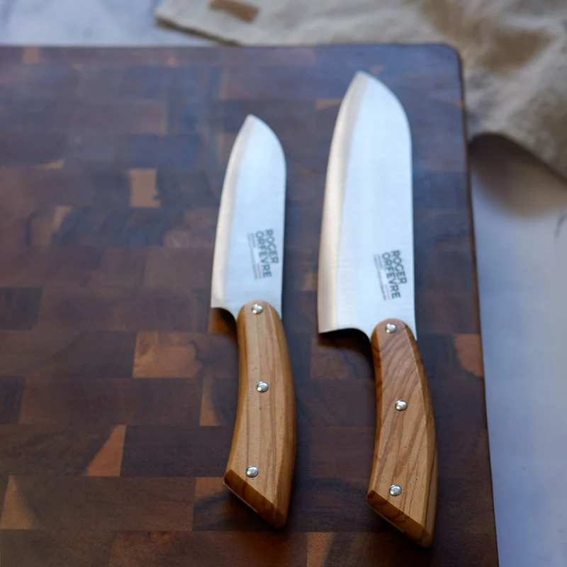 Cuchillo santoku con mango de madera de olivo Roger Orfevre