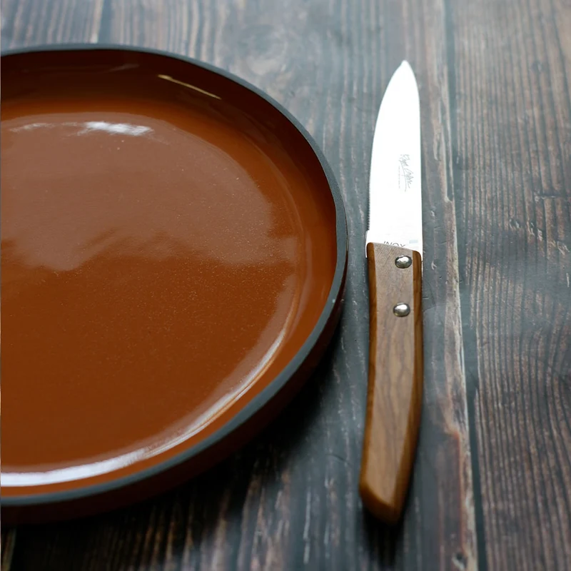 Cuchillo de mesa microdentado con mango de olivo Roger Orfevre
