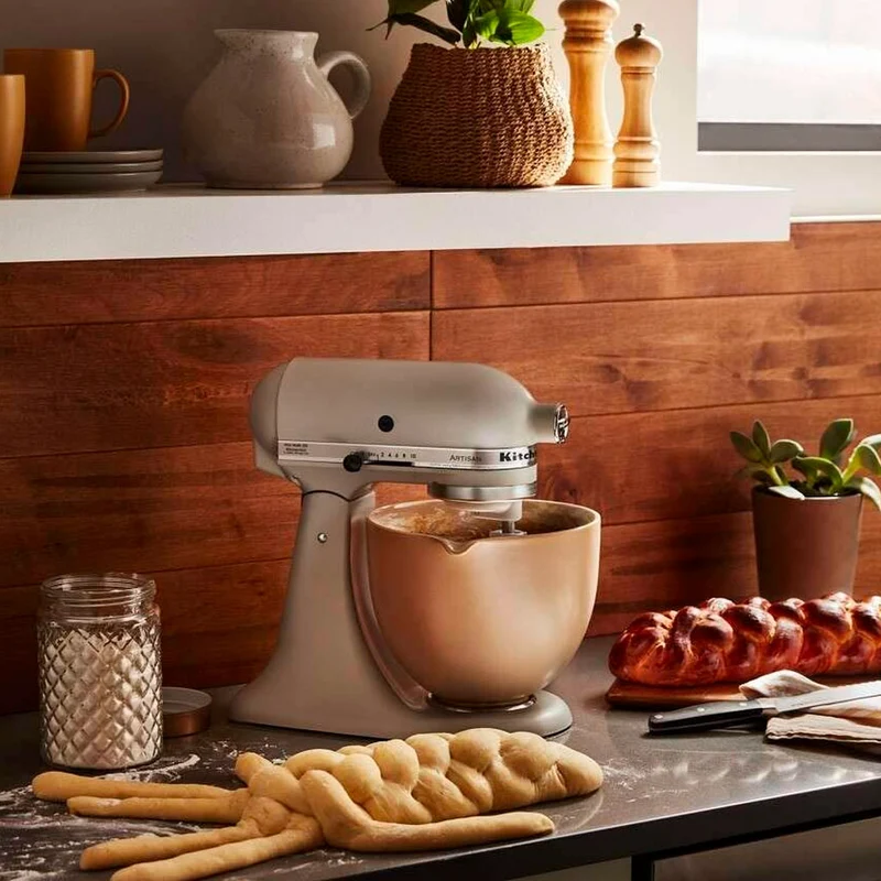 Bol cerámico reforzado con titanio y pico vertedor KitchenAid