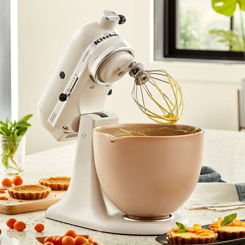 Bol cerámico reforzado con titanio y pico vertedor KitchenAid