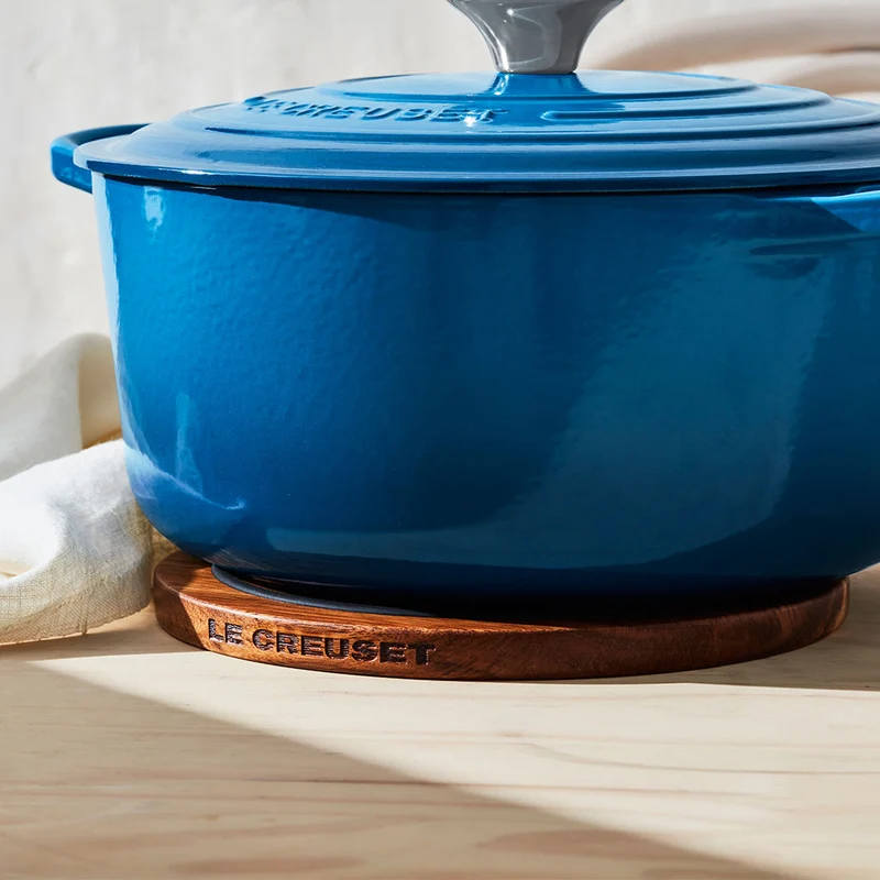 Salvamanteles magnético de madera Le Creuset