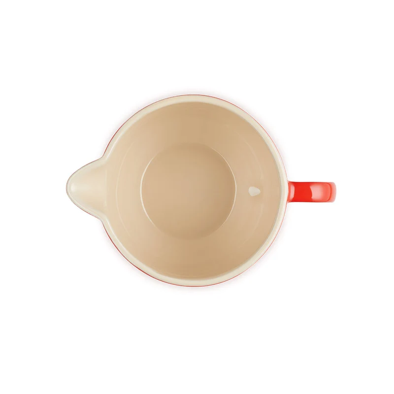 Bol cerámico con asa y pico vertedor de Le Creuset