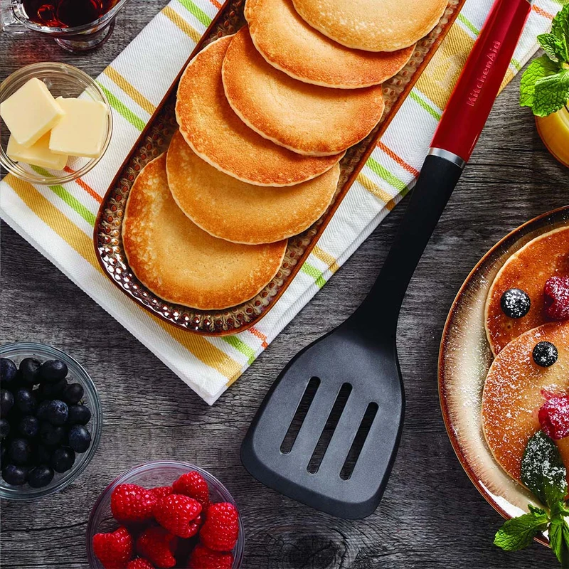 Espátula plana ranurada KitchenAid