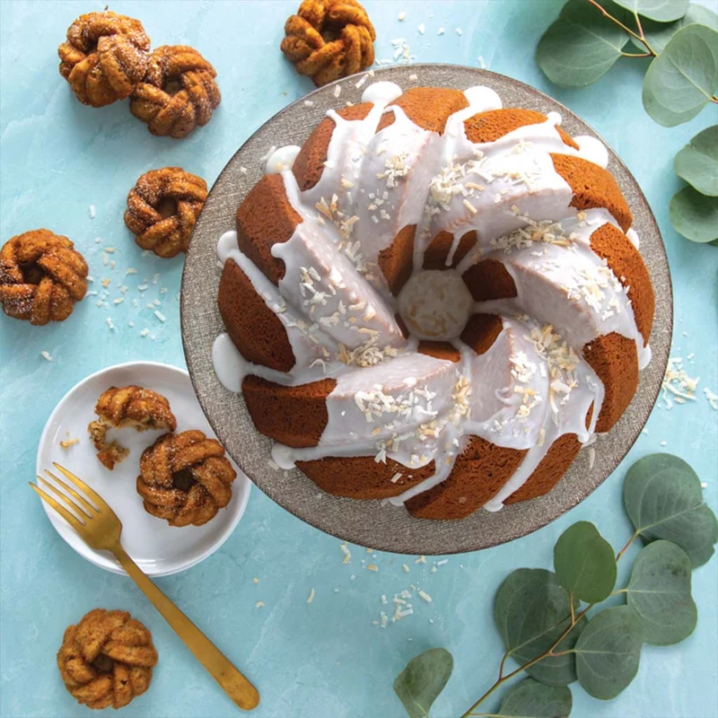 Molde Braided Bundt Pan Nordic Ware 75º Aniversario