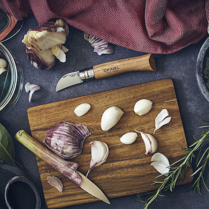 Cuchillo plegable para ajo, fruta y castañas de Opinel
