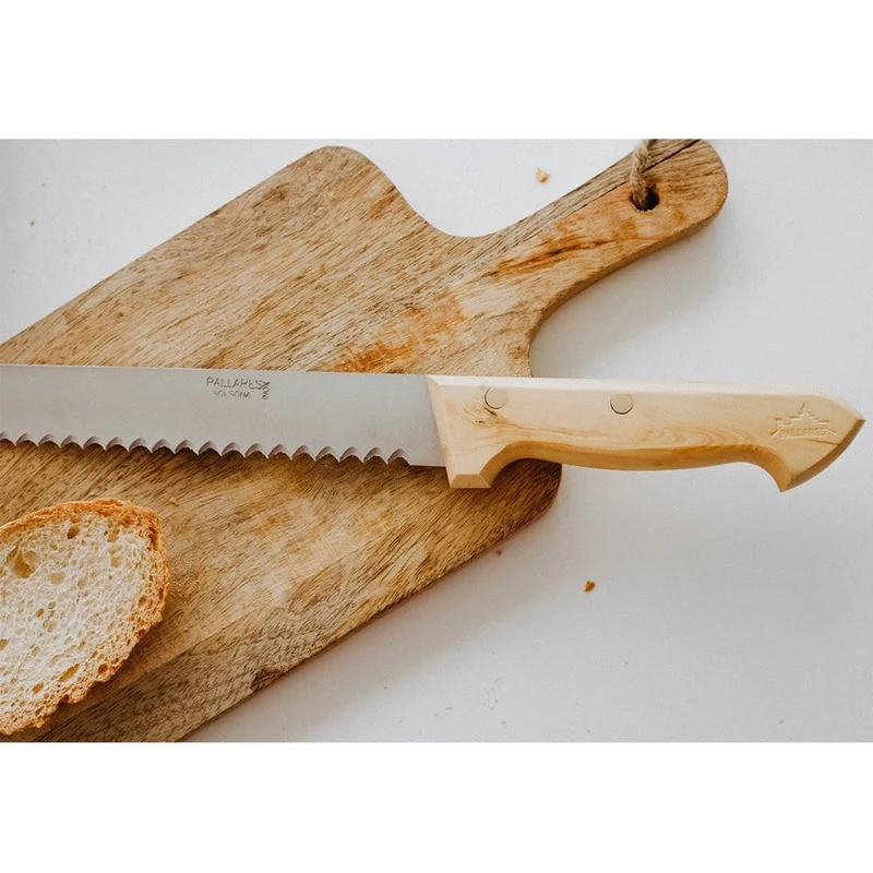 Cuchillo de pan Pallarès de acero inoxidable con mango de boj