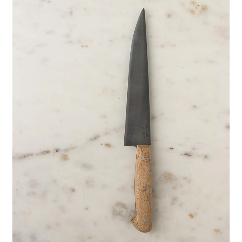Cuchillo de cocina Pallarès de acero carbono con mango de haya