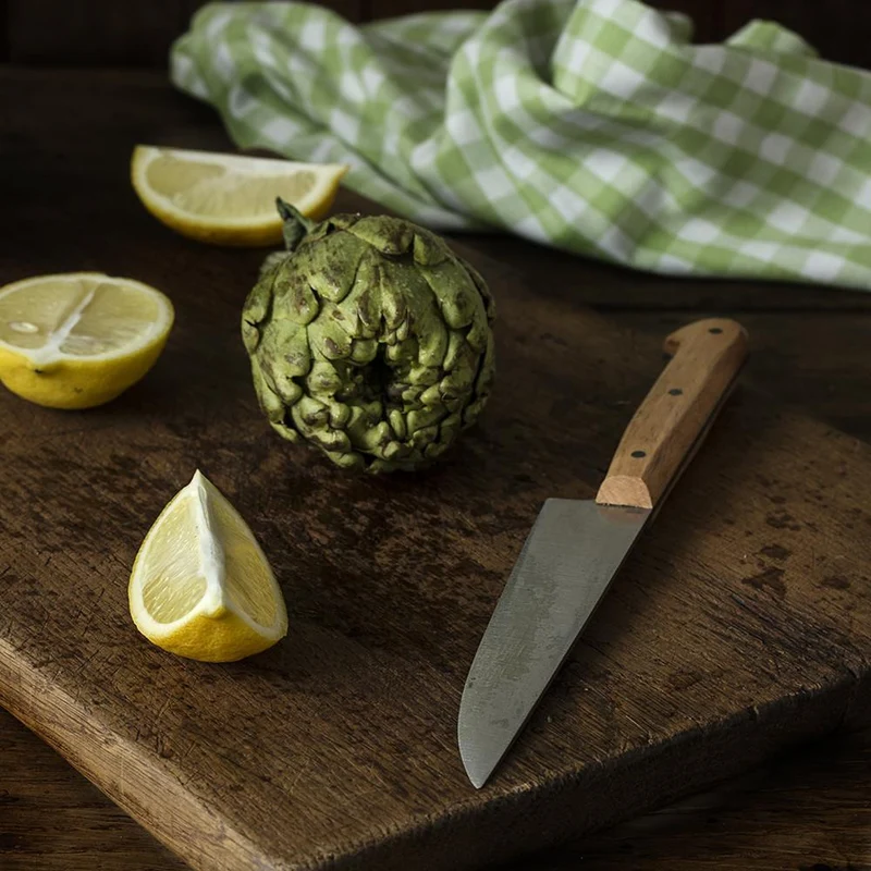 Cuchillo de cocina Pallarès de acero carbono con mango de haya