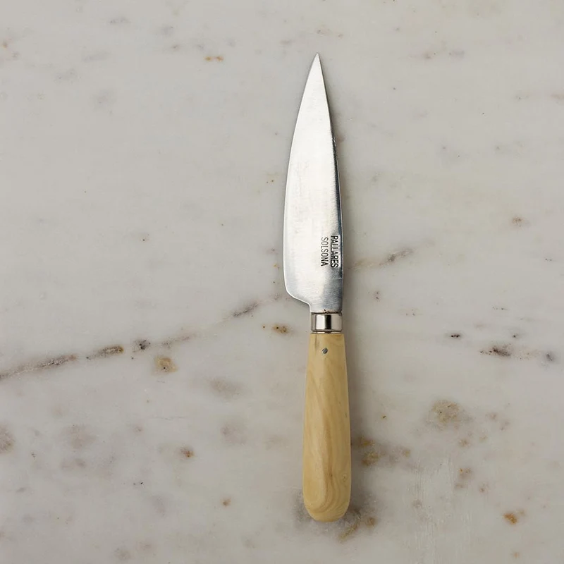Cuchillo de cocina Pallarès de acero carbono con mango de boj