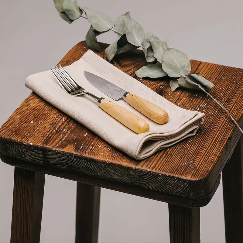 Cuchillo de cocina Pallarès de acero carbono con mango de boj
