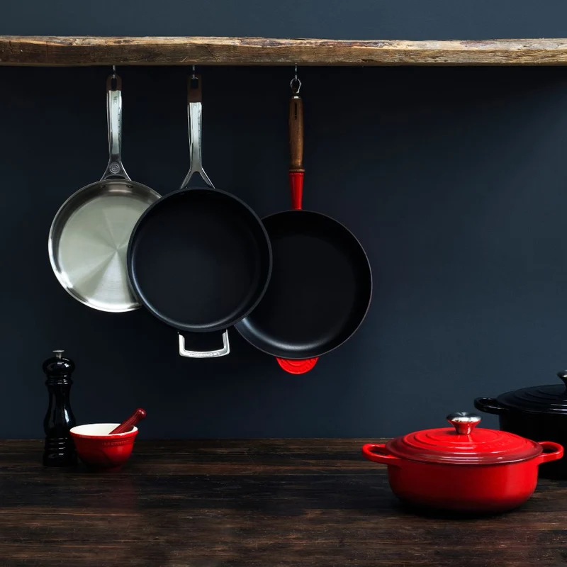 Sartén de hierro con mango de madera Le Creuset