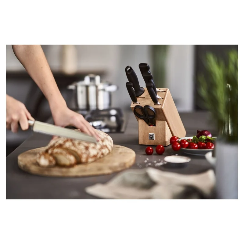 4 Stars Set Coltelli Con Ceppo In Acciaio Inox - Set 8 Pz