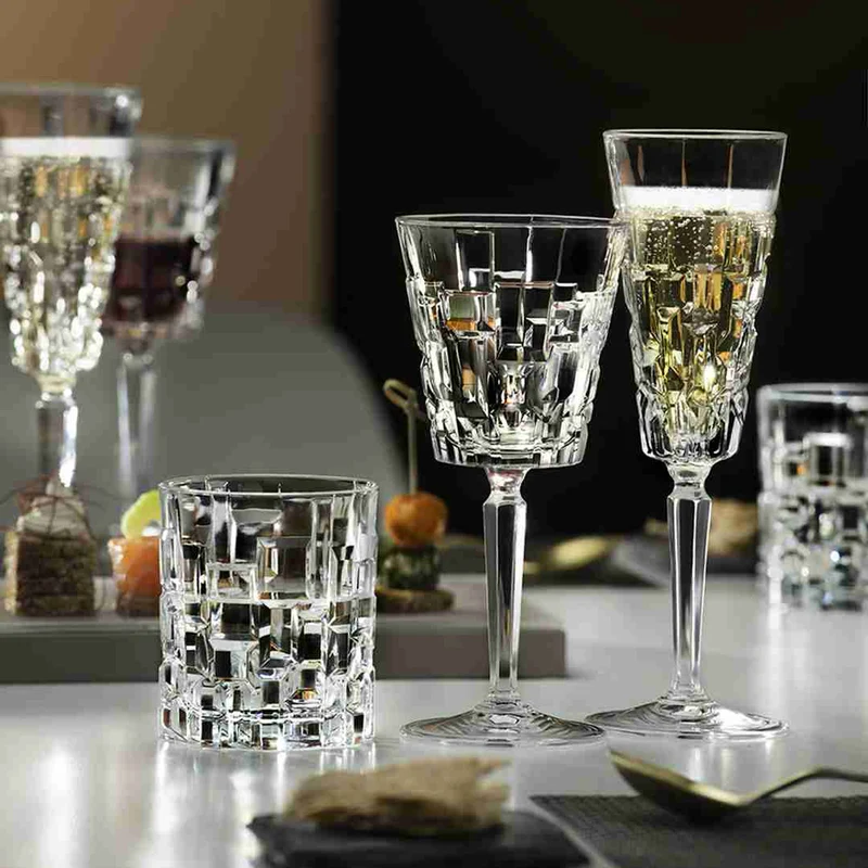 Etna Set Calici e Bicchieri In Vetro Cristallino Luxion Set 18 Pz