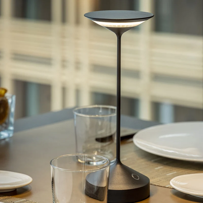 22 cm - Tempo Mini Lampada Da Tavolo Ricaricabile In Alluminio