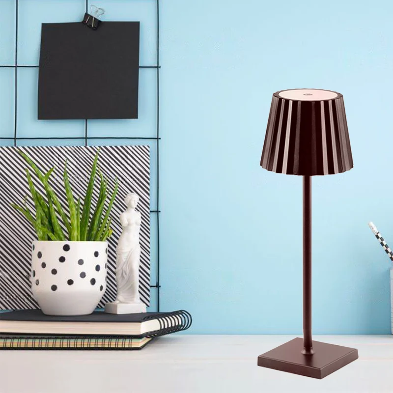 38 cm - K-Light Lampada Da Tavolo In Alluminio