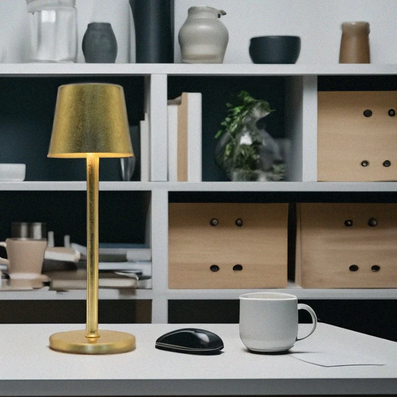 34 cm - Lumiere Lampada Da Tavolo In Alluminio