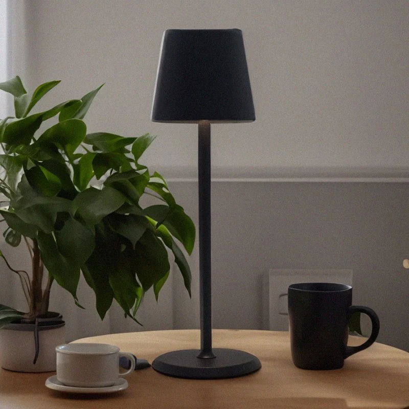 34 cm - Lumiere Lampada Da Tavolo In Alluminio